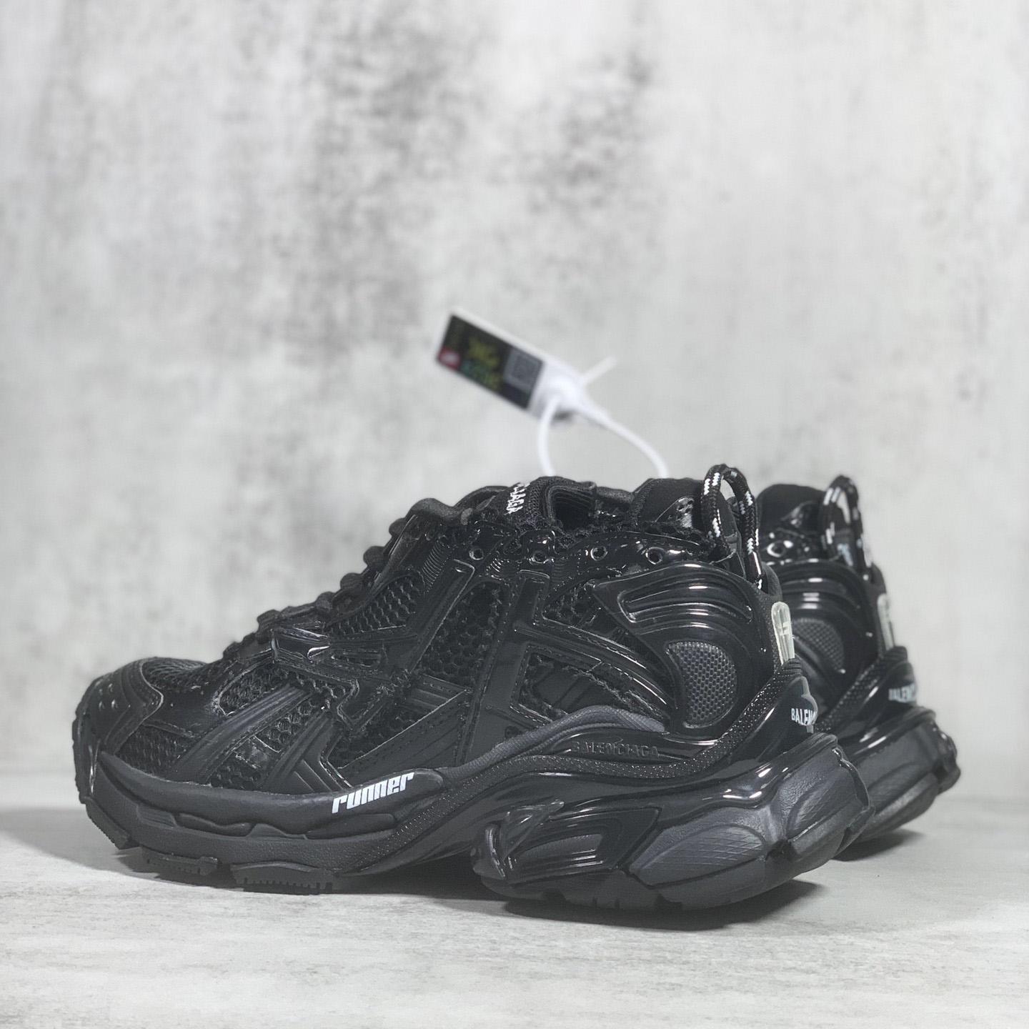 Balenciaga Runner Sneaker In Black - FashionPlug