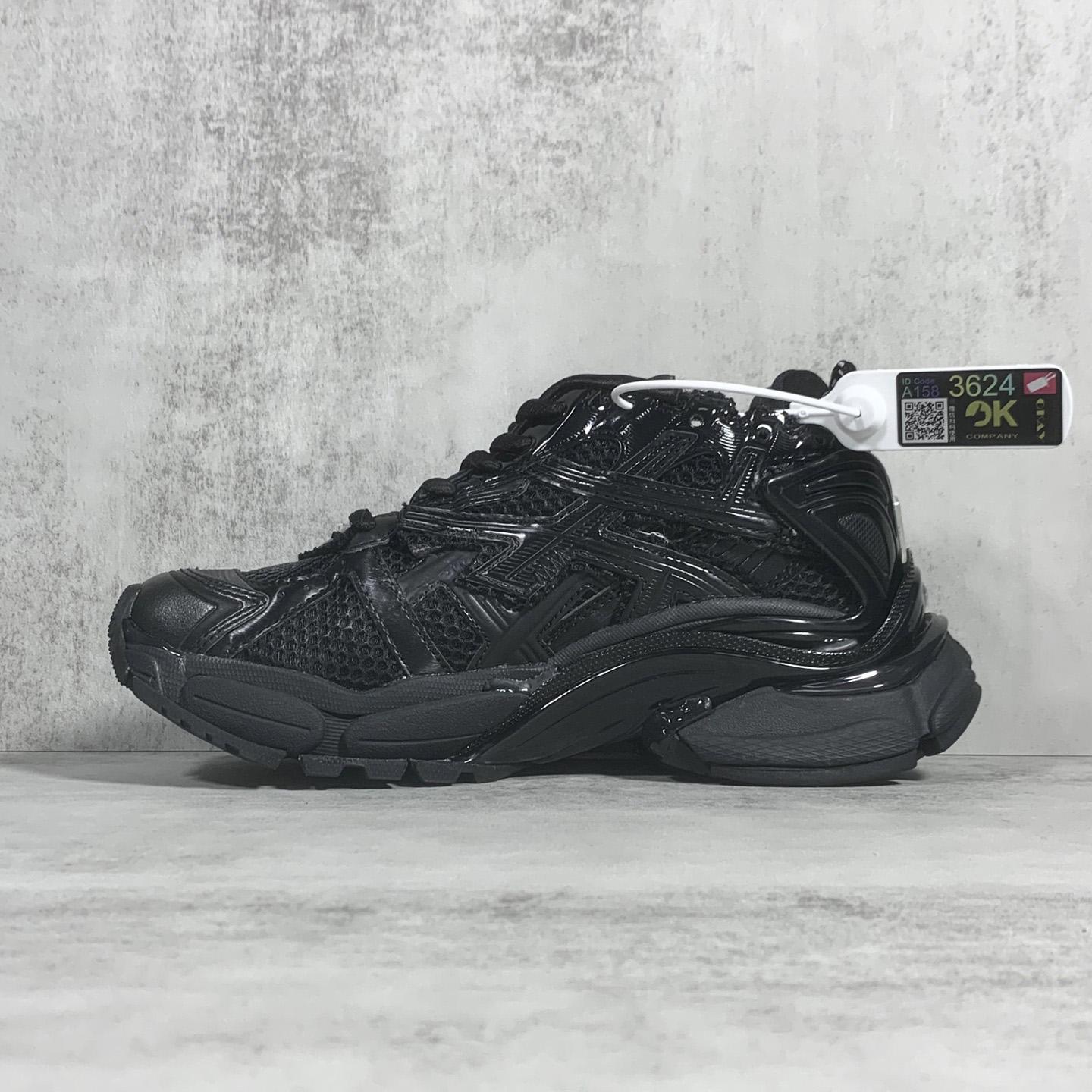 Balenciaga Runner Sneaker In Black - FashionPlug