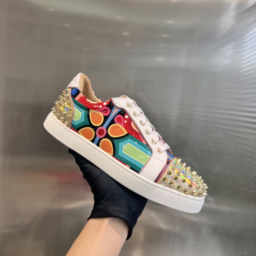 Christian Louboutin Low-Top Sneaker - FashionPlug