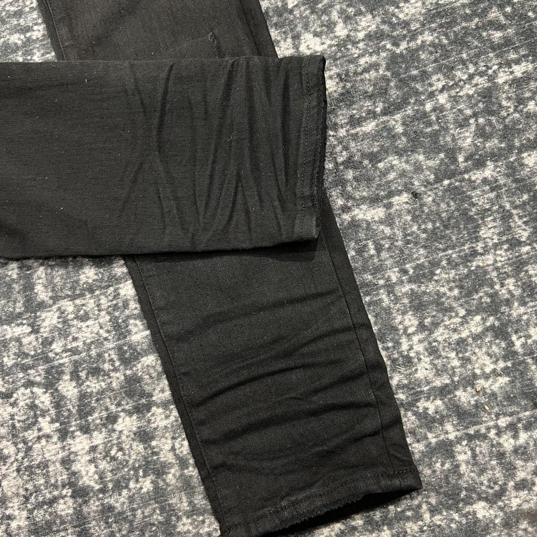 Amiri Slim Fit Jeans    205 - FashionPlug