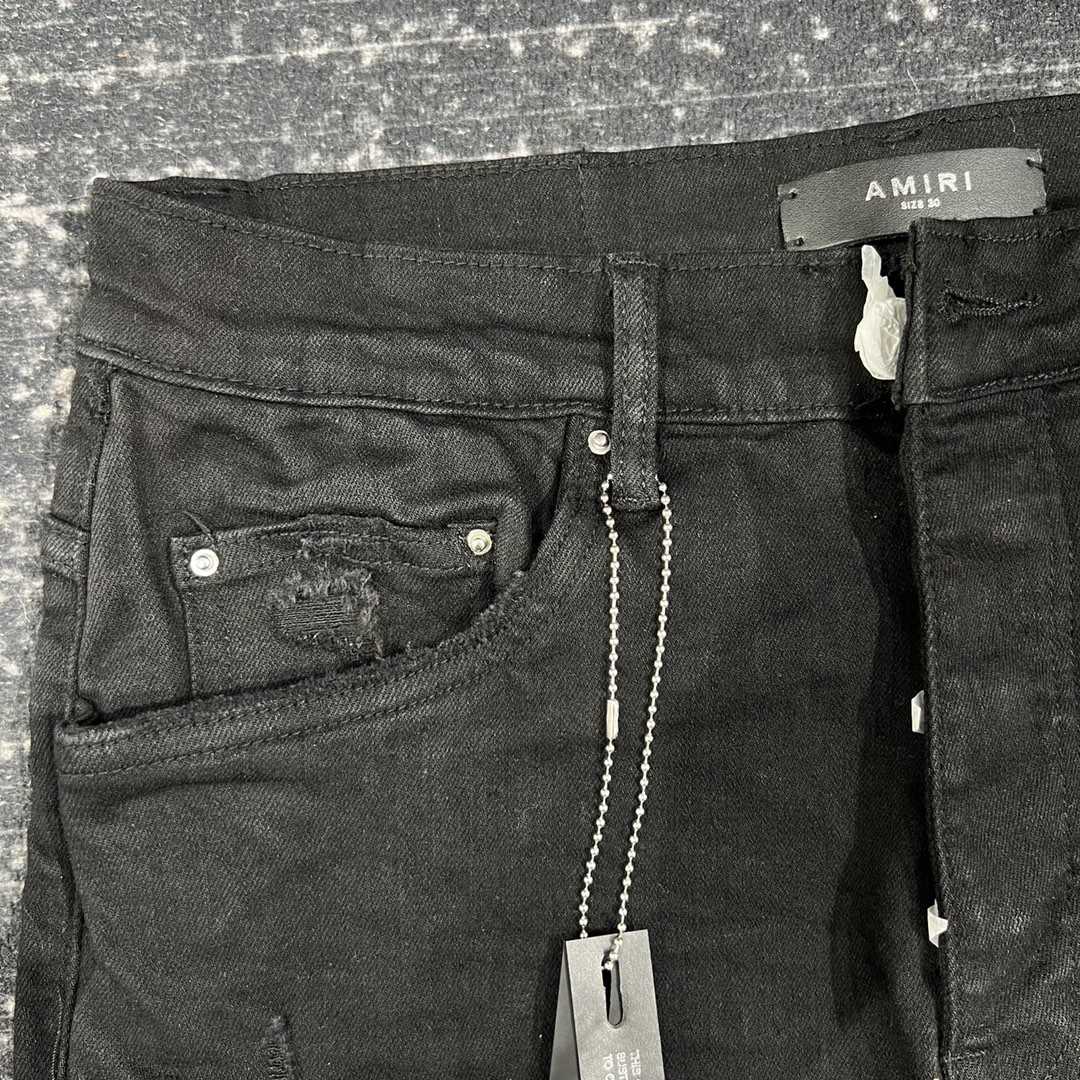 Amiri Slim Fit Jeans    205 - FashionPlug