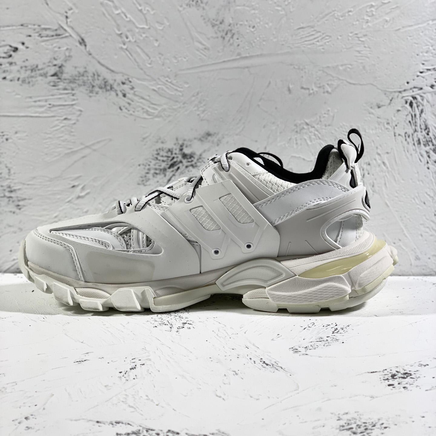 Balenciaga Track Sneaker  - FashionPlug