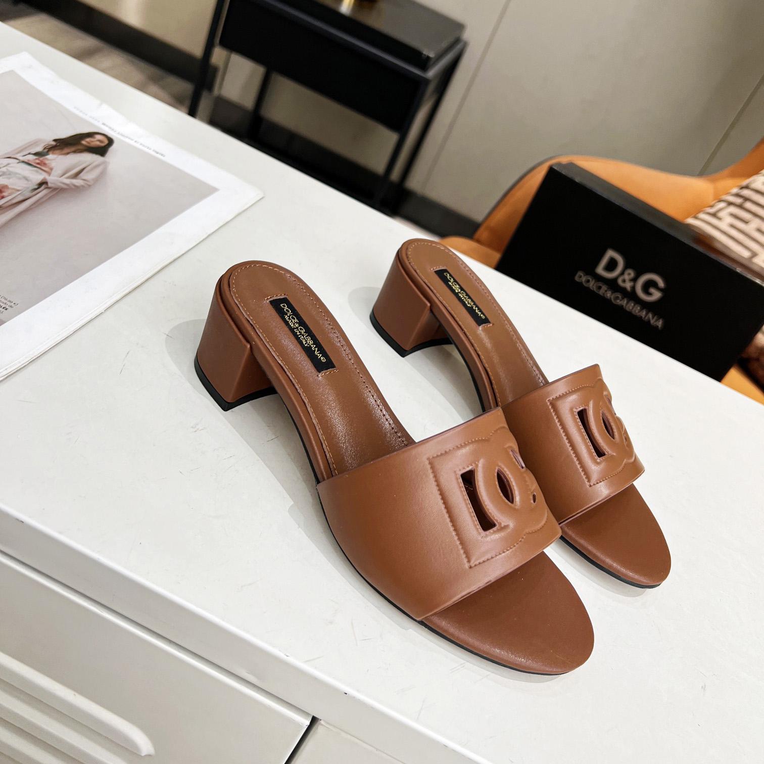 Dolce & Gabbana Calfskin Sliders With DG Logo - FashionPlug
