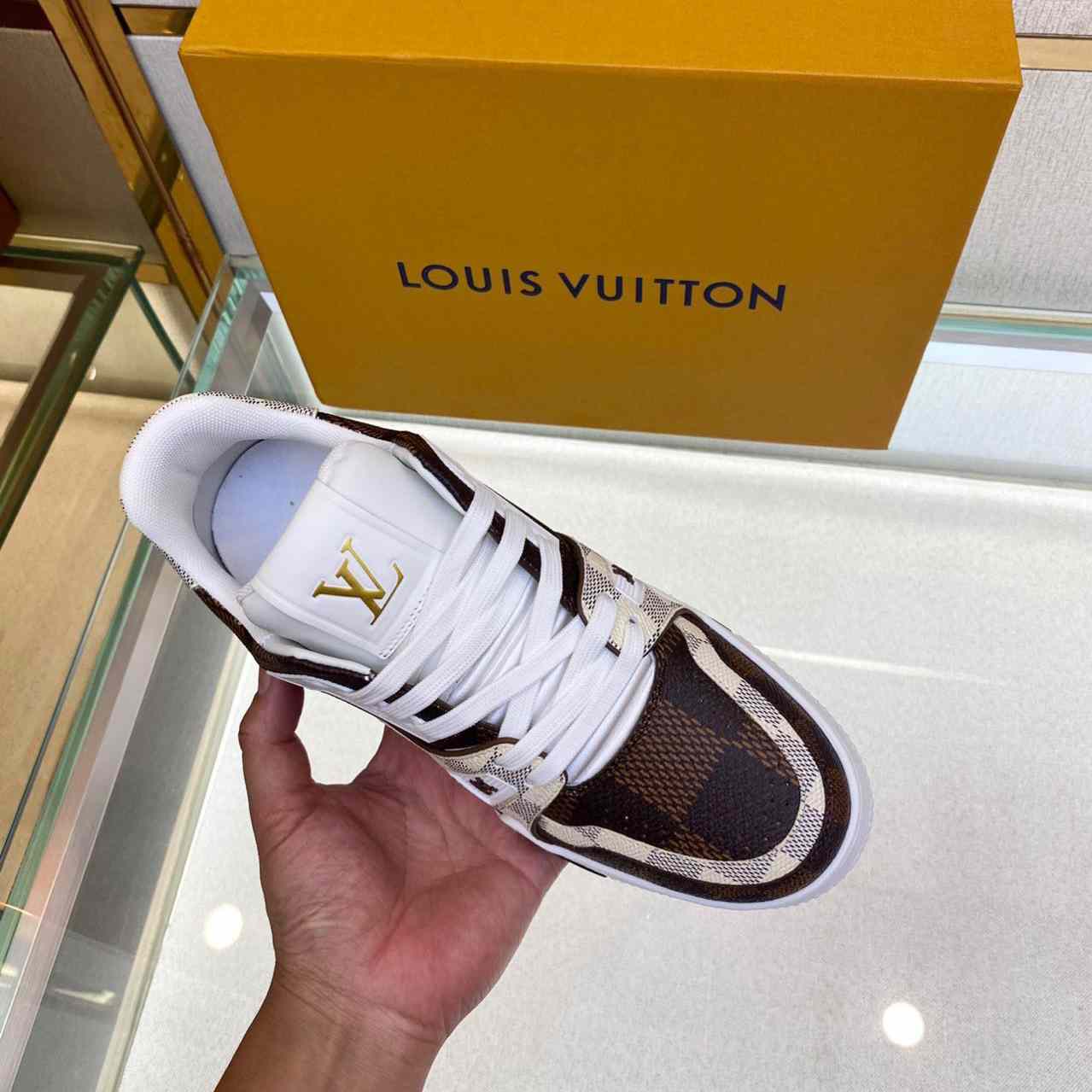 Louis Vuitton LV Trainer Sneaker    (Upon UK Size)   1AAV8Y - FashionPlug