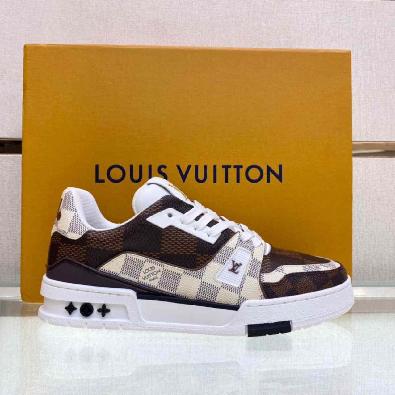 Louis Vuitton LV Trainer Sneaker    (Upon UK Size)   1AAV8Y - FashionPlug