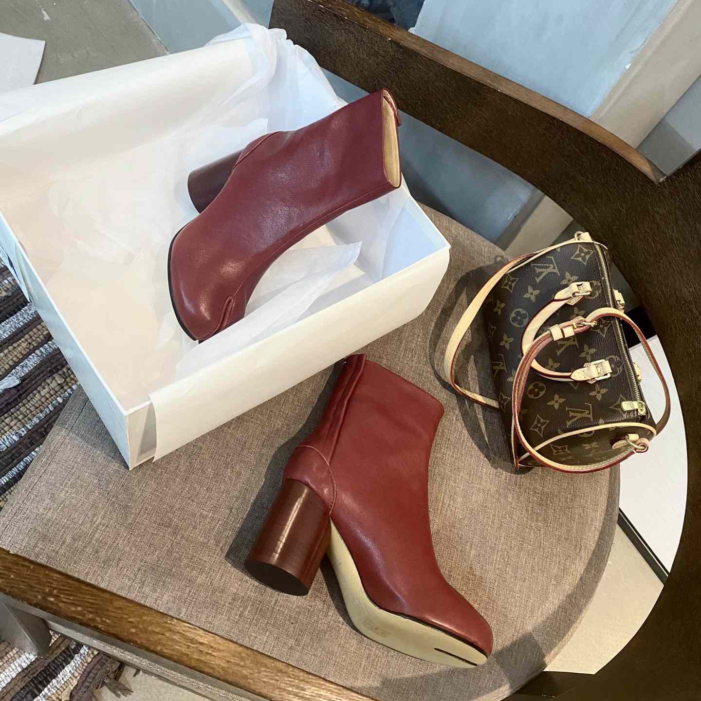 Maison Margiela Tabi Ankle Boots - FashionPlug