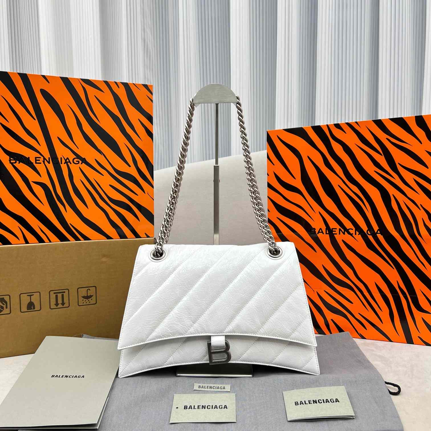 Balenciaga Women's Crush Medium Chain Bag Quilted In Optic White(31-20-12cm) - FashionPlug