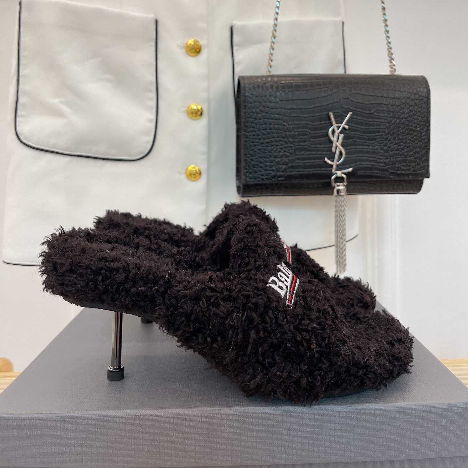 Balenciaga Furry Sandals - FashionPlug