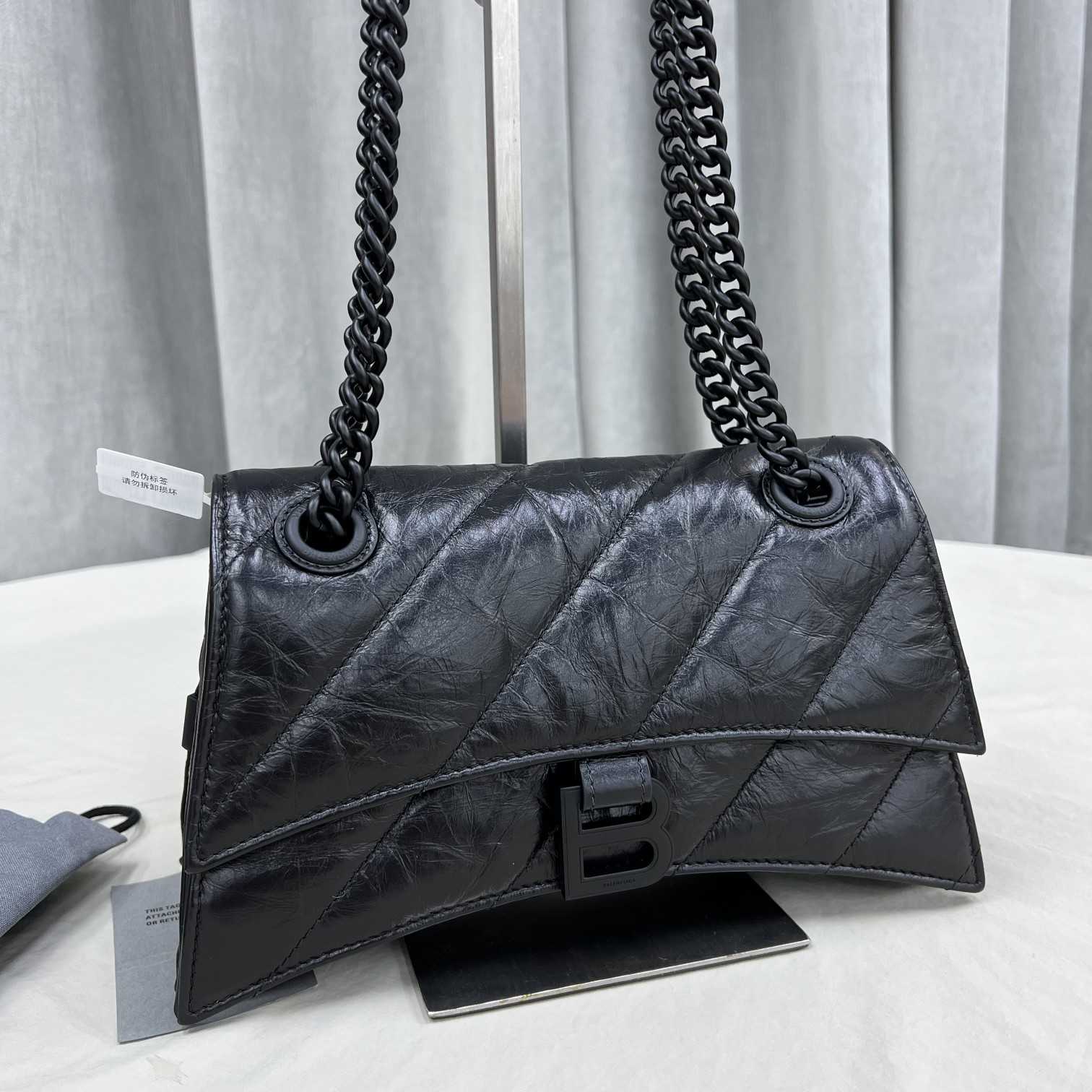 Balenciaga Women's Crush Small Chain Bag Quilted In Black(25-15-9.5cm) - FashionPlug