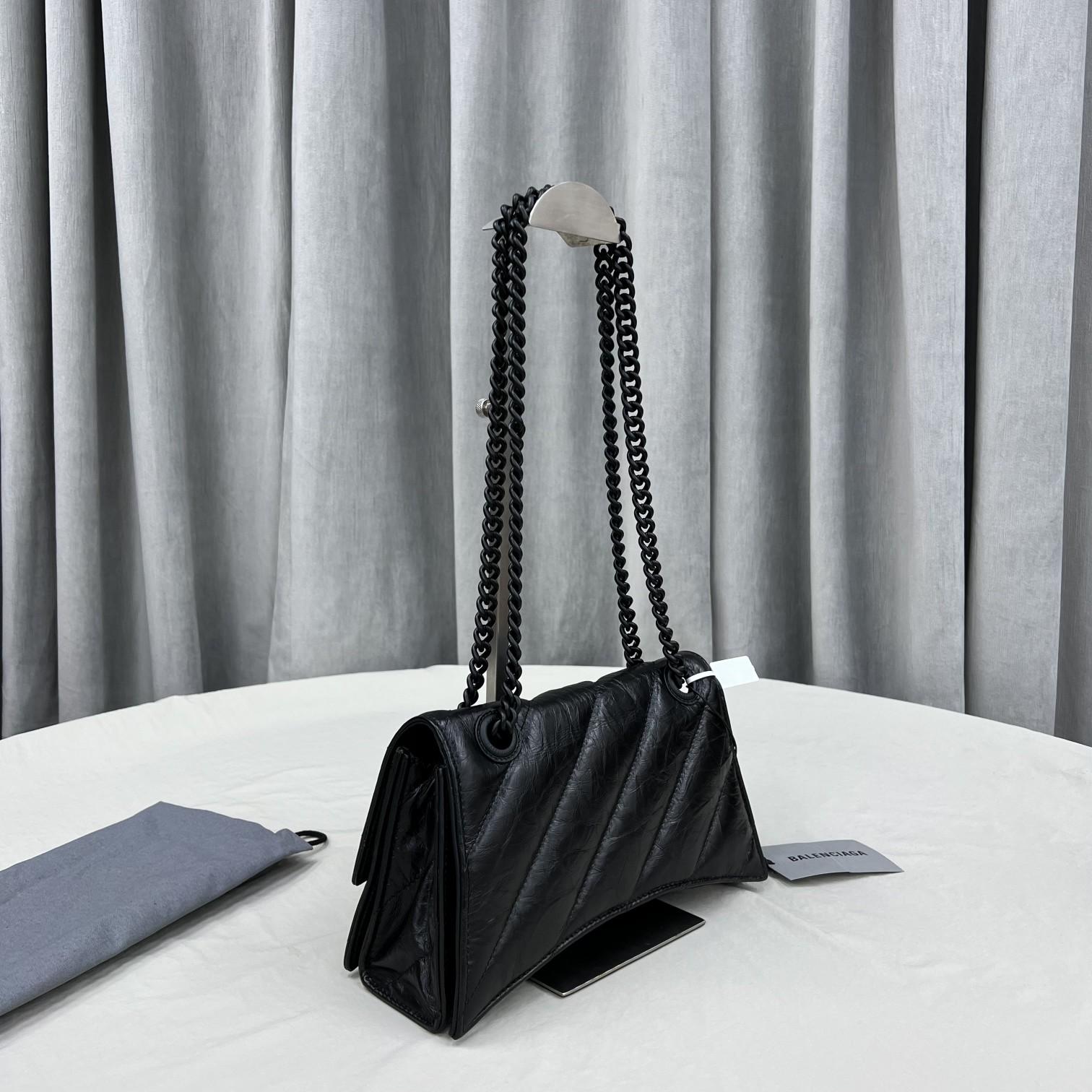 Balenciaga Women's Crush Small Chain Bag Quilted In Black(25-15-9.5cm) - FashionPlug