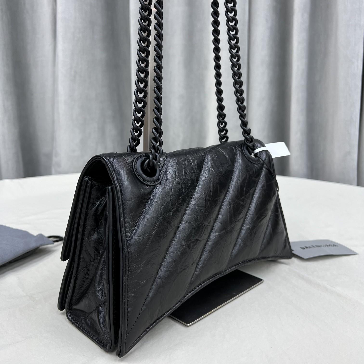 Balenciaga Women's Crush Small Chain Bag Quilted In Black(25-15-9.5cm) - FashionPlug