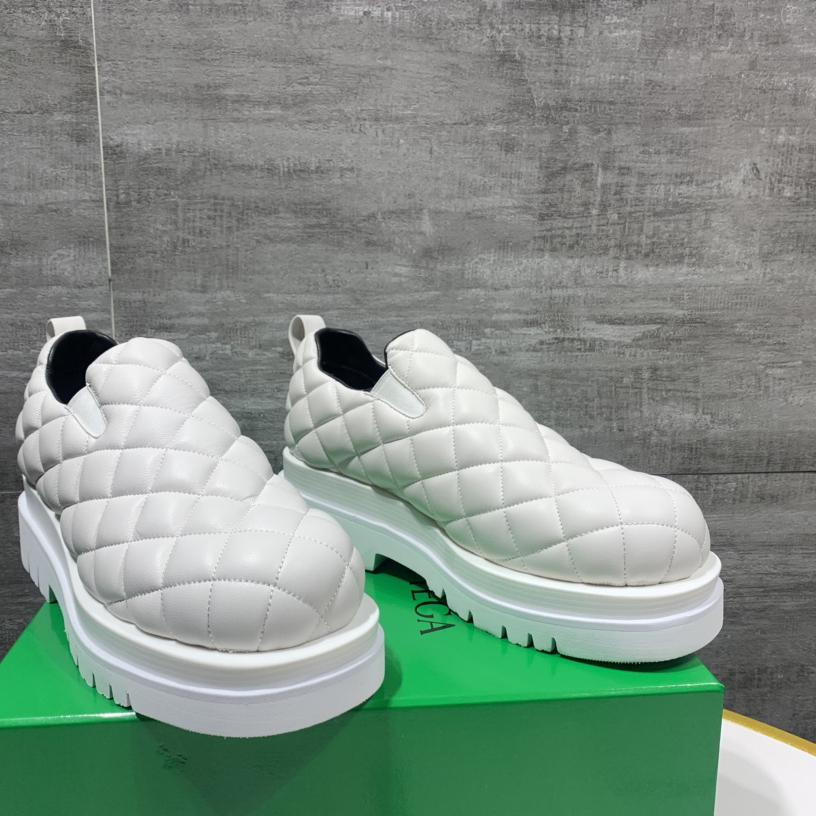 Bottega Veneta Men's White Quilted Slip On Shoes - FashionPlug
