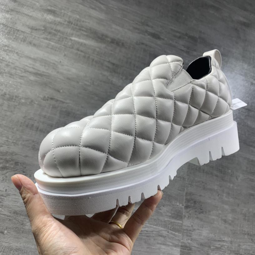 Bottega Veneta Men's White Quilted Slip On Shoes - FashionPlug