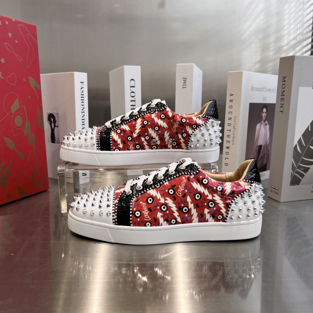 Christian Louboutin Low-Top Sneaker - FashionPlug