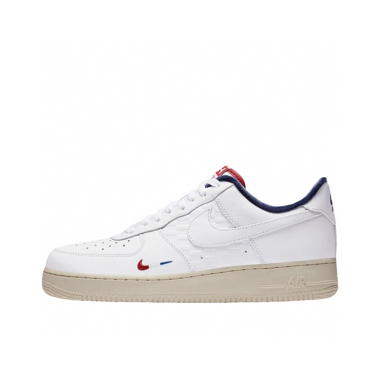 Nike Air Force 1'07 Low Sneaker   - FashionPlug