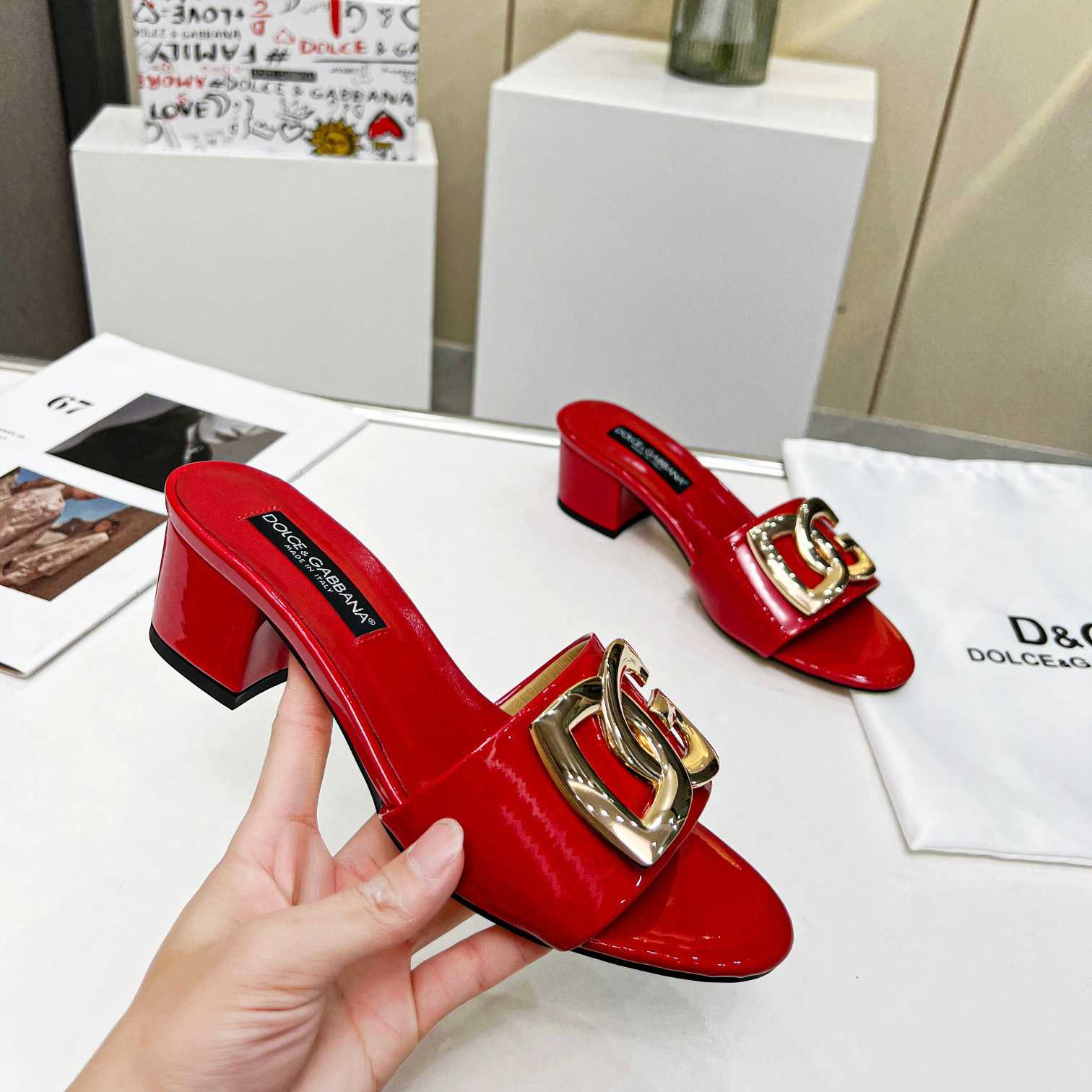 Dolce & Gabbana Polished Calfskin Sliders With DG Logo - FashionPlug
