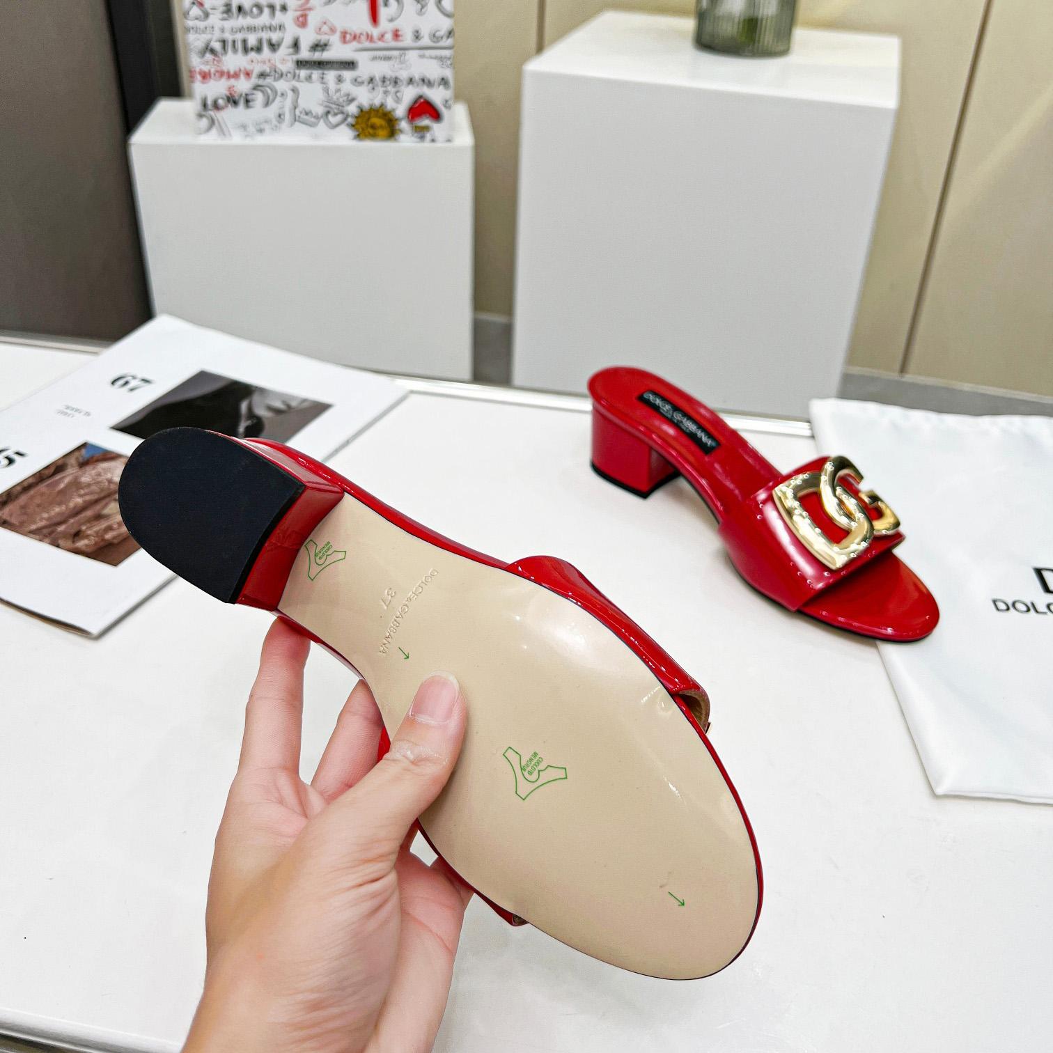 Dolce & Gabbana Polished Calfskin Sliders With DG Logo - FashionPlug