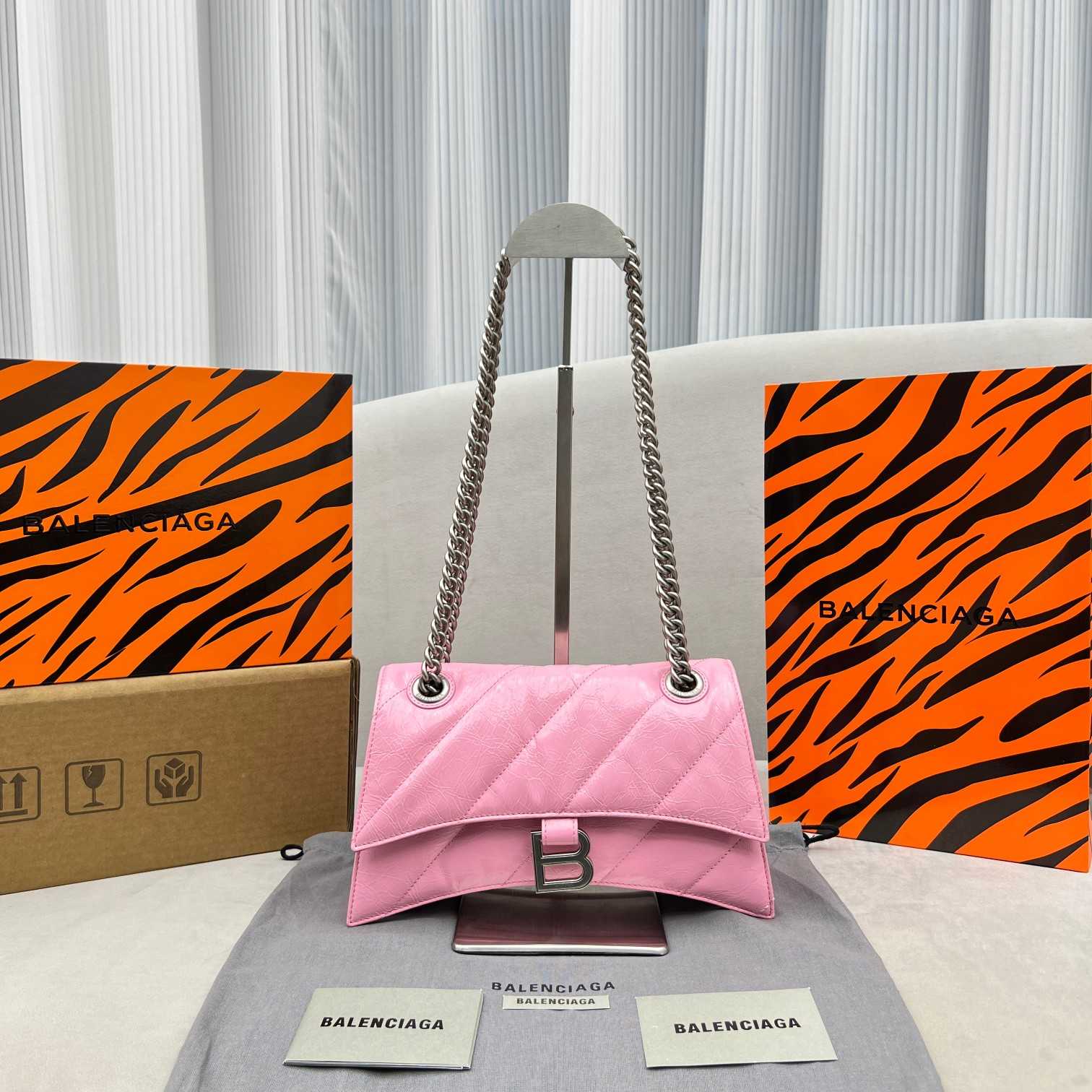 Balenciaga Women's Crush Small Chain Bag Quilted In Pink(25-15-9.5cm) - FashionPlug