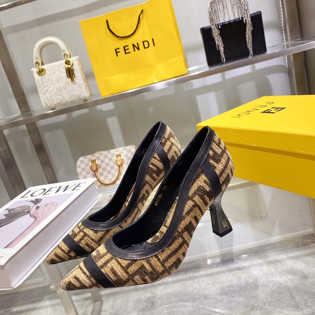 Fendi Baguette Pump - FashionPlug