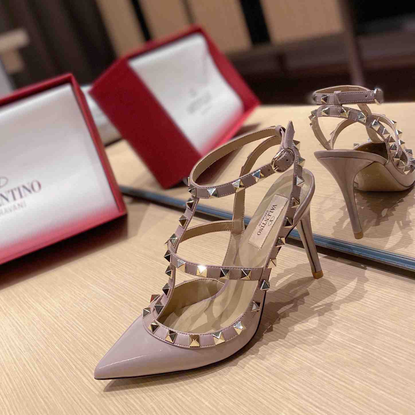 Valenti Garavani Rockstud Patent Leather Slings - FashionPlug