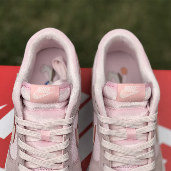 Nike Dunk Low WMNS “Teddy Bear” Sneaker       DZ5318-640 - FashionPlug