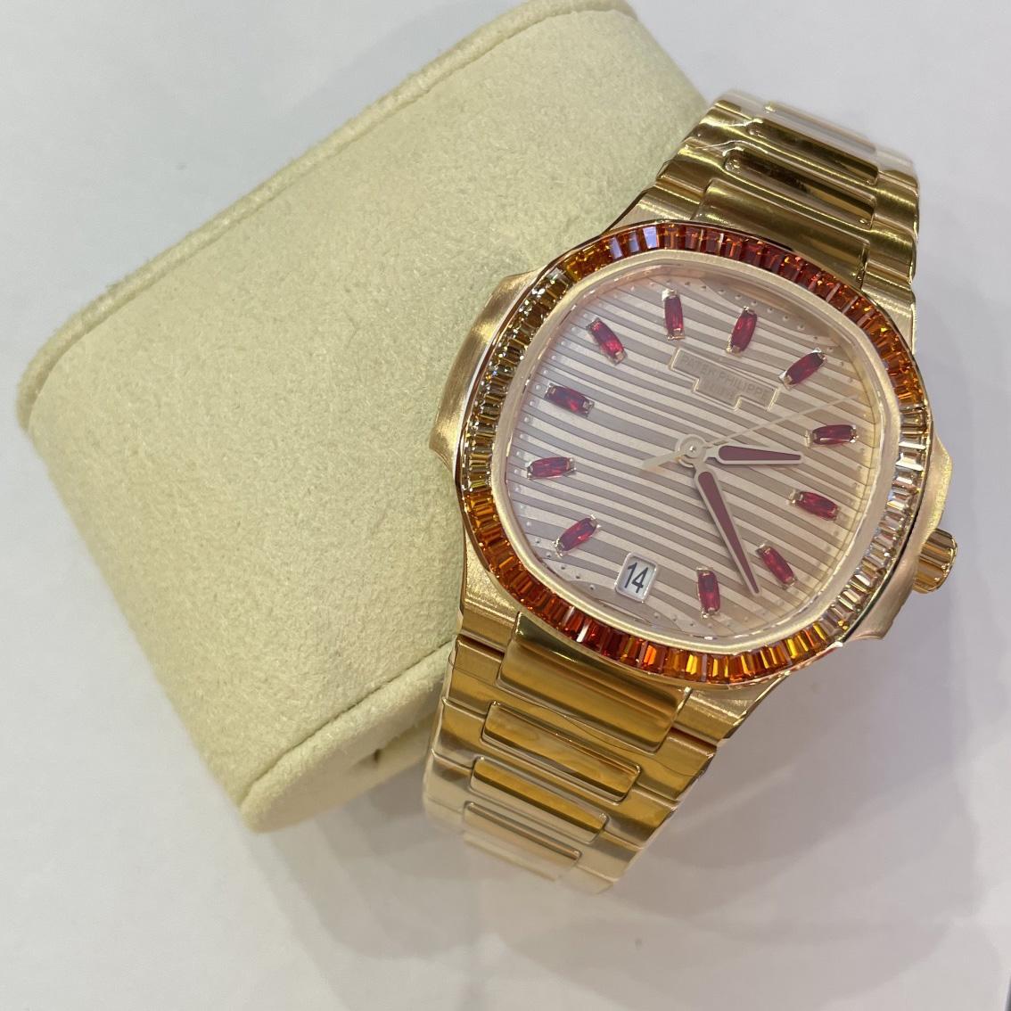 Patek Philipps 7118/1300R - Nautilus Watch - FashionPlug