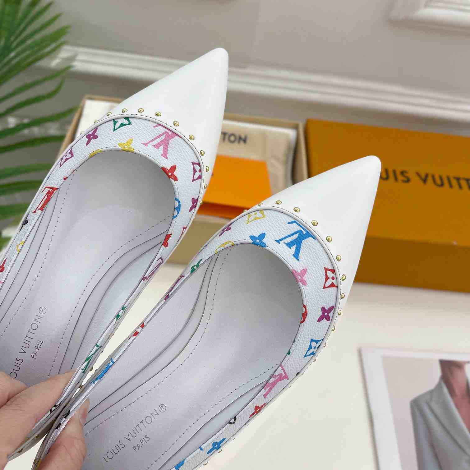 Louis Vuitton Signature Flat Ballerina    - FashionPlug