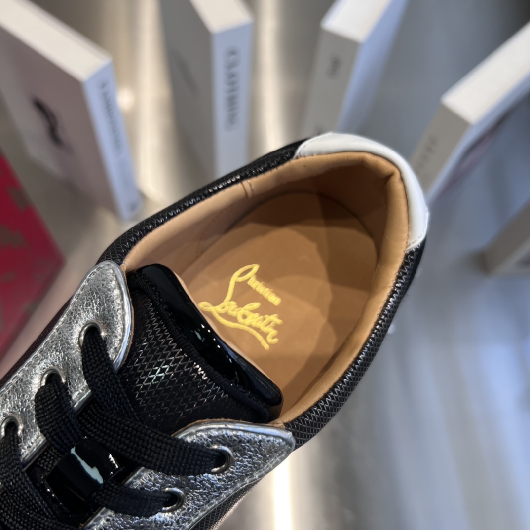 Christian Louboutin Low-Top Sneaker - FashionPlug