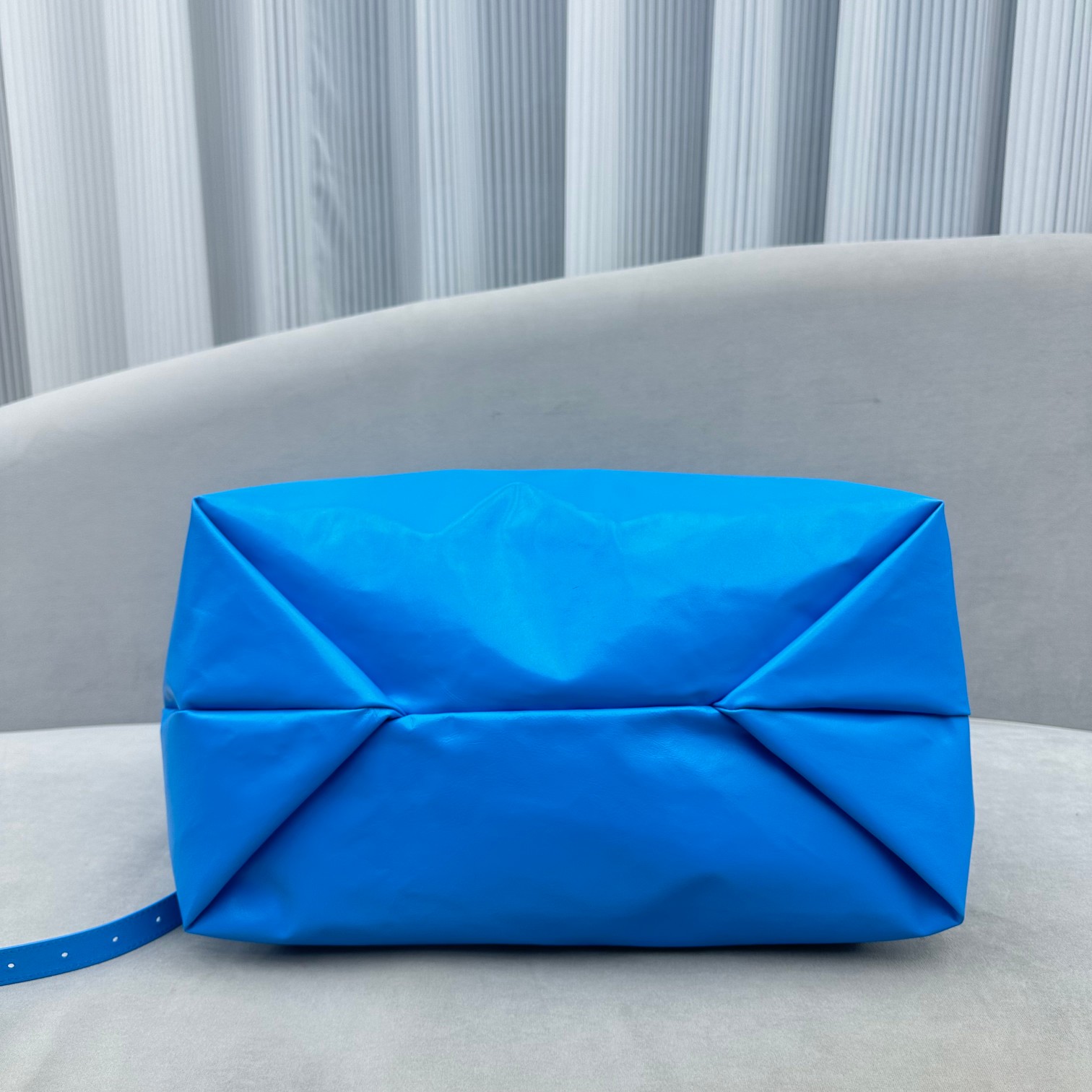 Balenciaga Trash Bag Large Pouch In Blue(37-40-52cm) - FashionPlug