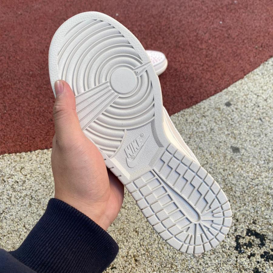 Nike Dunk Low “Light Orewood Brown” Sneakers       dv0834-100 - FashionPlug