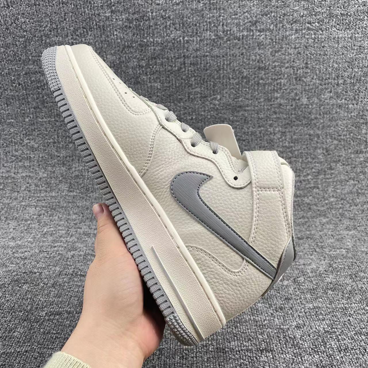 Nike Air Force 1 MId '07  Sneaker    PA0920-608 - FashionPlug