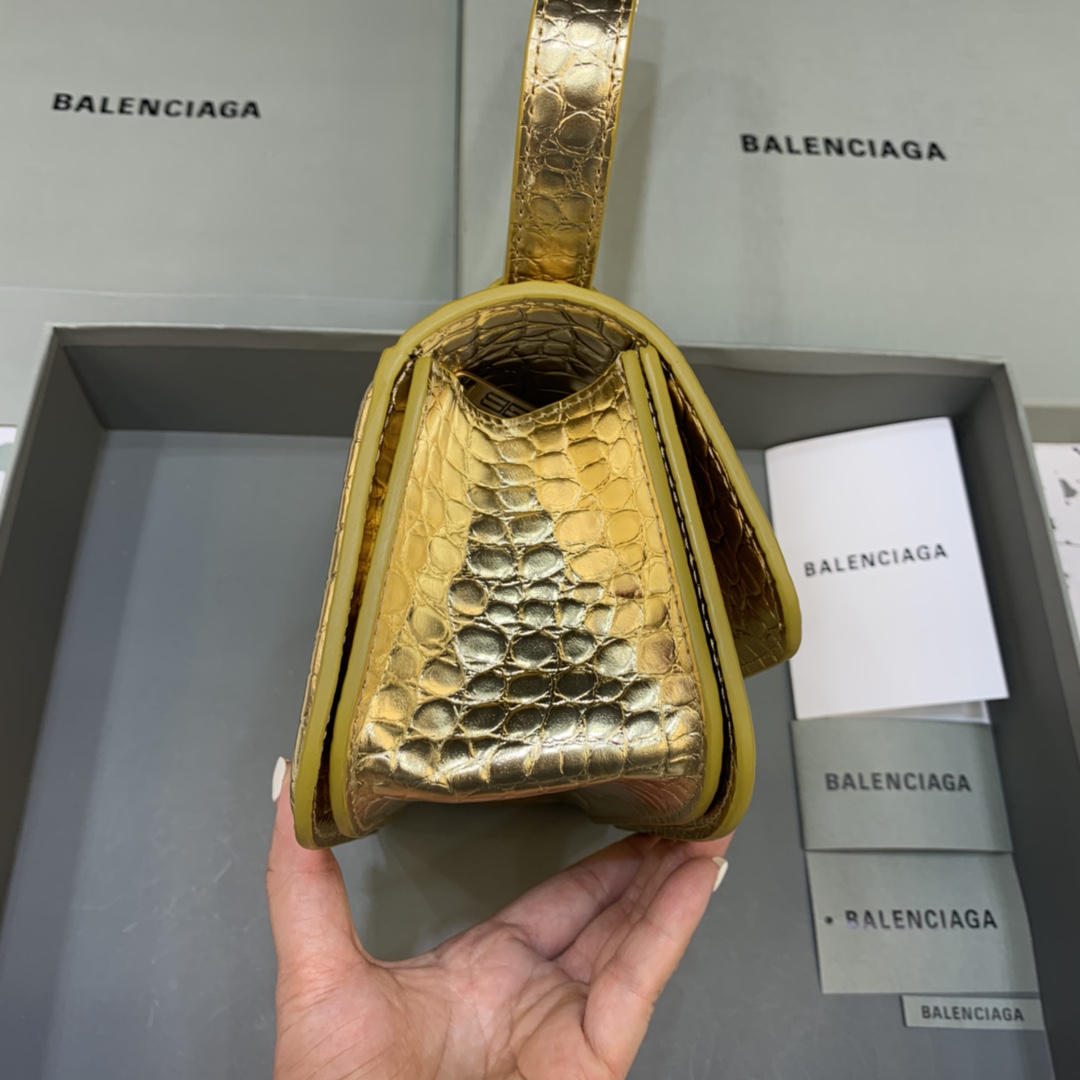 Balenciaga Gossip Small Bag (23.5-12.4-10.4cm) - FashionPlug