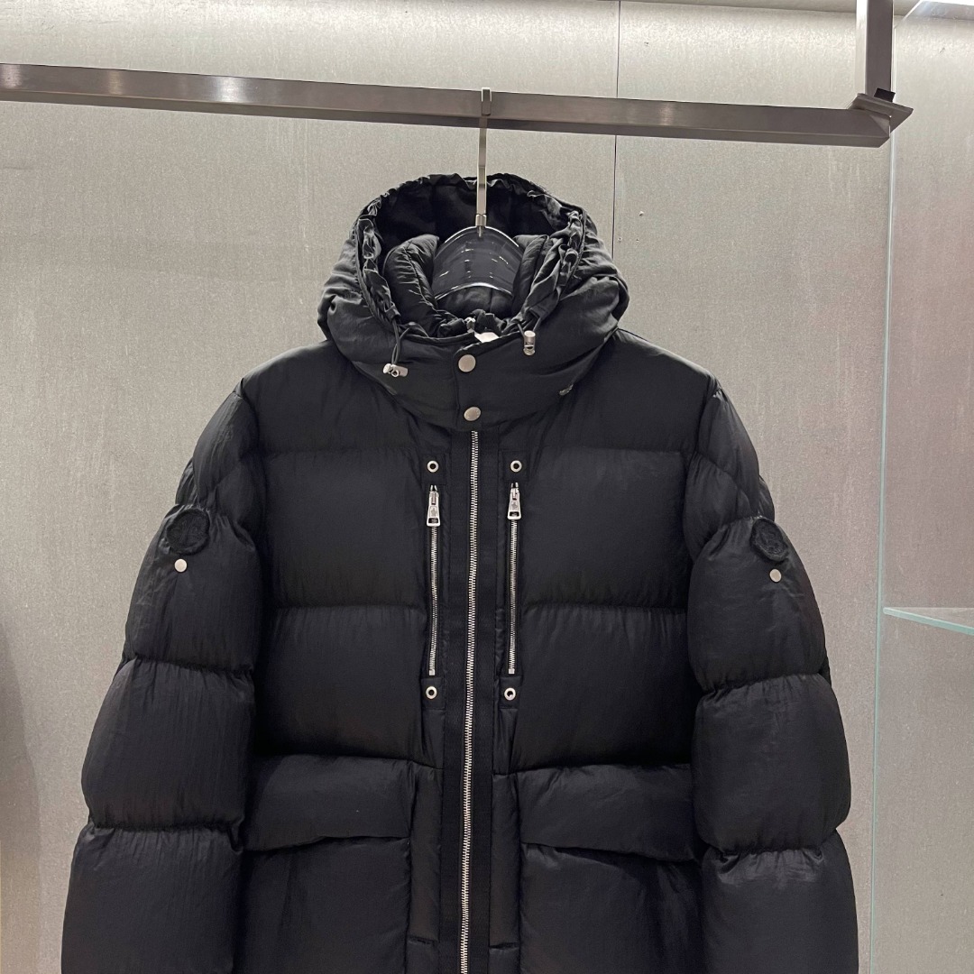Moncler Short Down Jacket    - FashionPlug