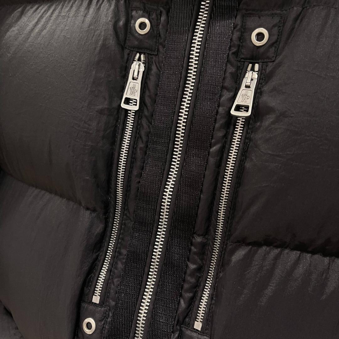 Moncler Short Down Jacket    - FashionPlug
