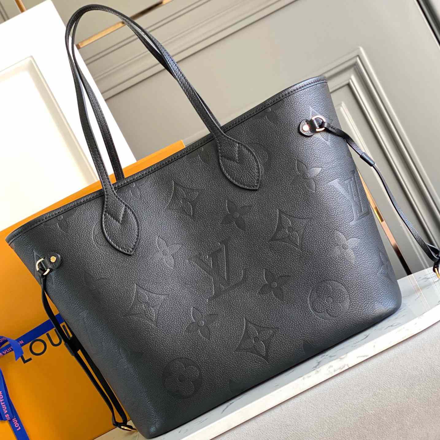 Louis Vuitton Neverfull MM Tote(32-29-17cm)  M45685 - FashionPlug