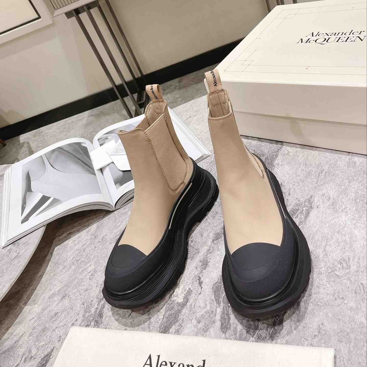Alexander Mqueen Tread Slick Chelsea Boots - FashionPlug
