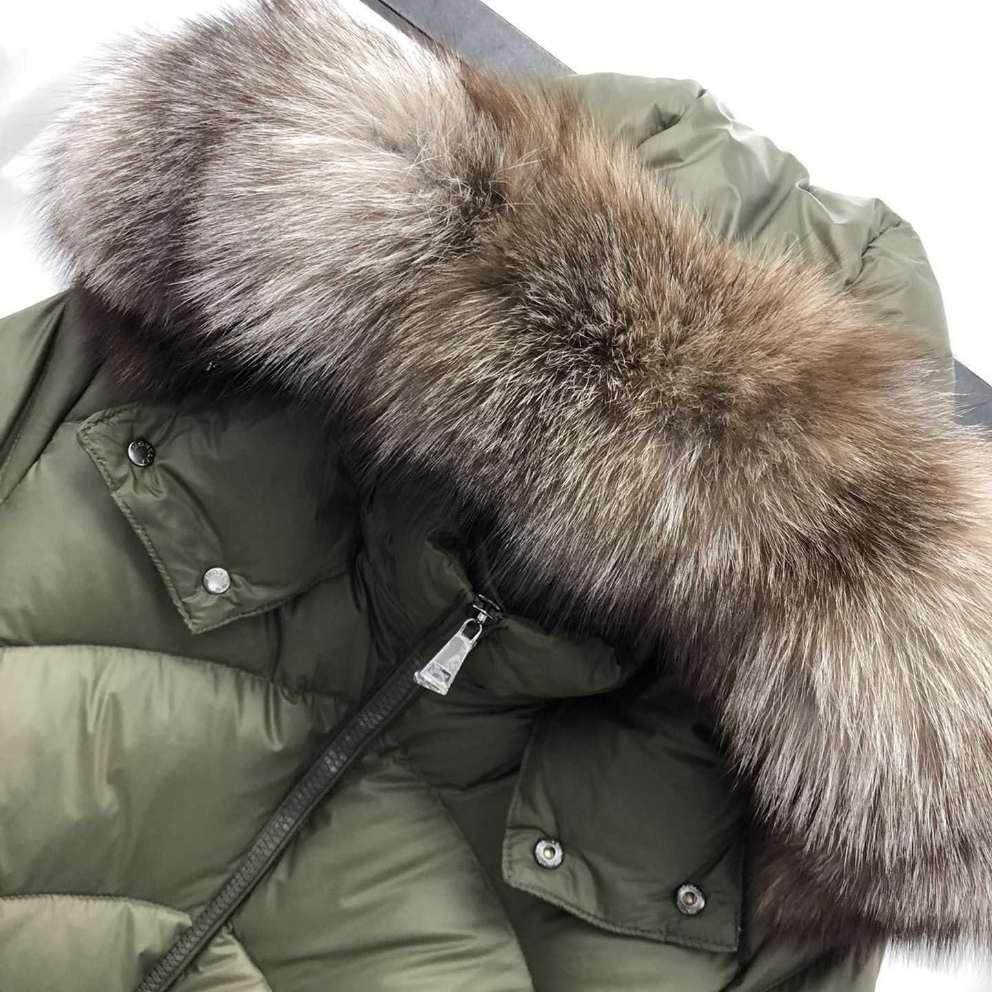 Moncler Short Down Jacket - FashionPlug