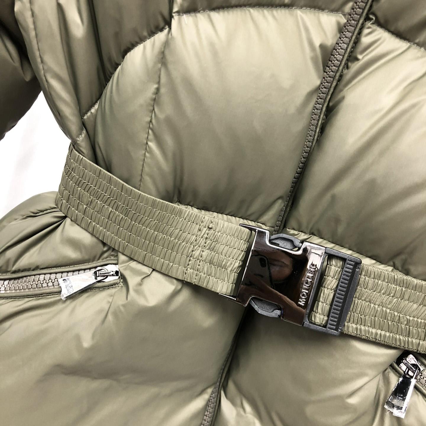 Moncler Short Down Jacket - FashionPlug