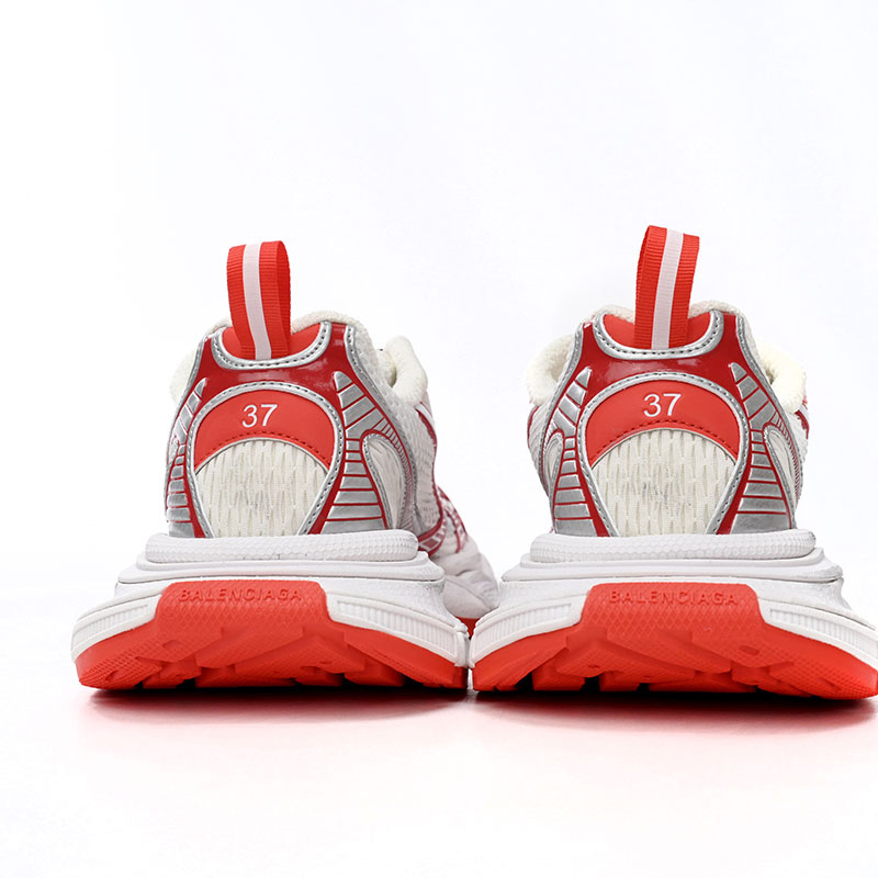 Balenciaga 3XL Trainers In White - FashionPlug