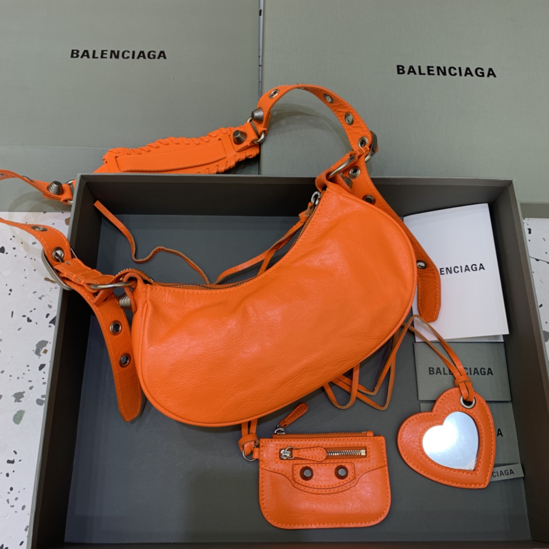 Balenciaga Le Cagole XS Shoulder Bag (26-12-6cm) - FashionPlug