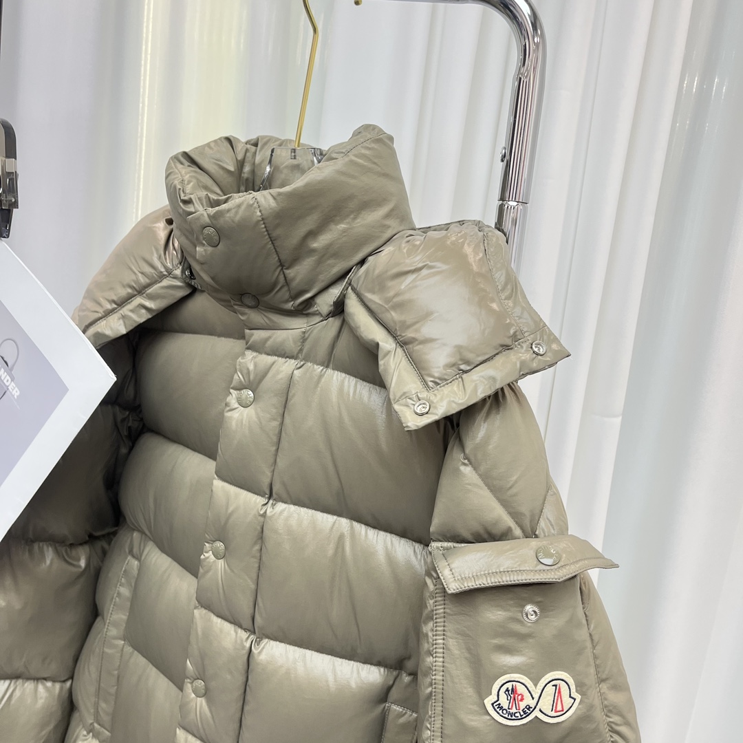 Moncler Maya 70 Short Down Jacket - FashionPlug