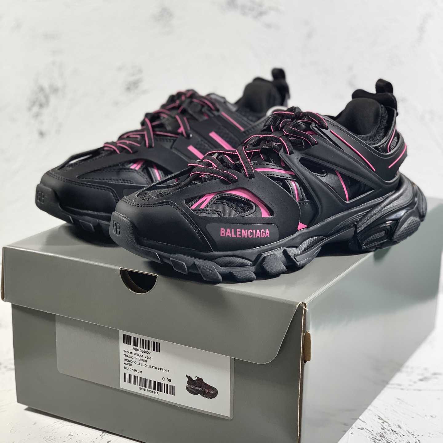 Balenciaga Track Sneaker  - FashionPlug