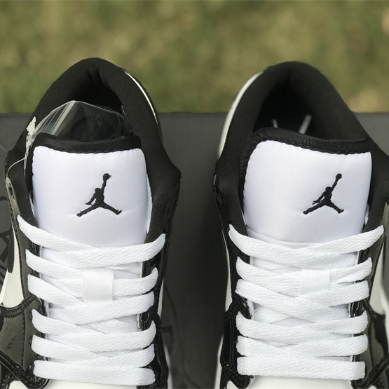 Air Jordan 1 Low “Concord” Sneaker      DV1309-100 - FashionPlug