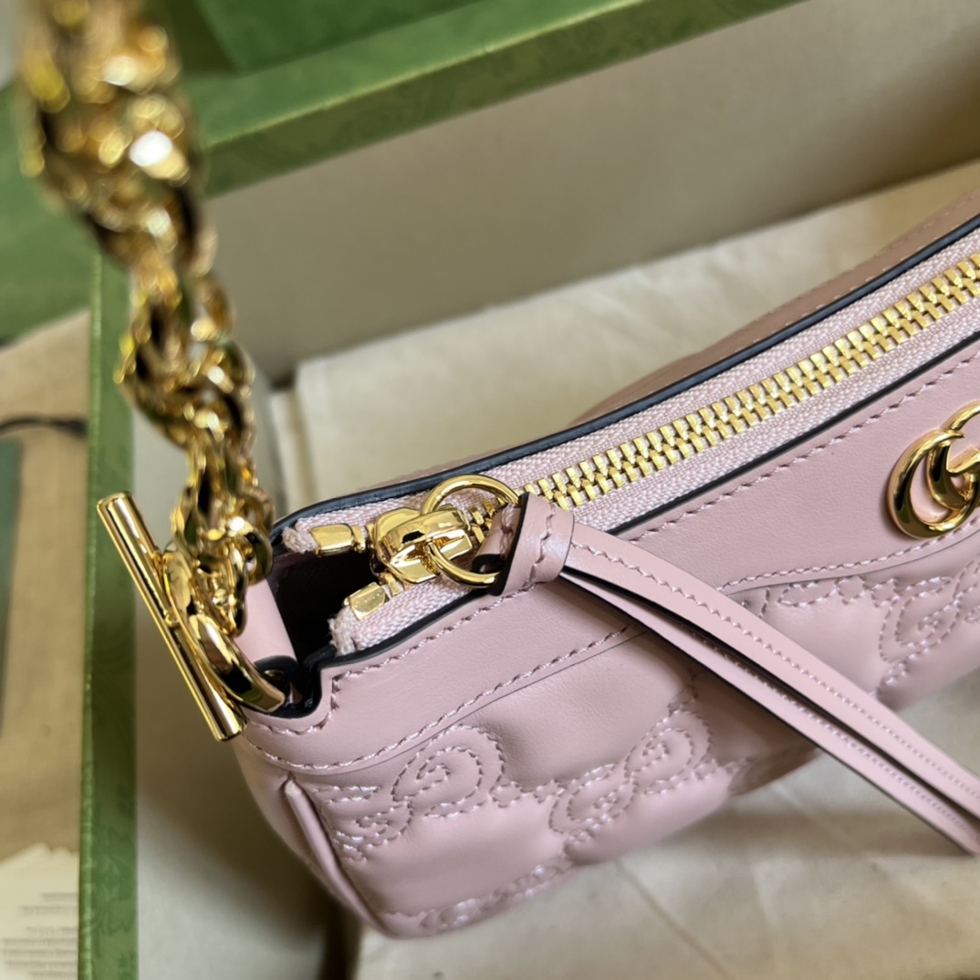 Gucci GG Matelassé Handbag(25-15-8cm) - FashionPlug