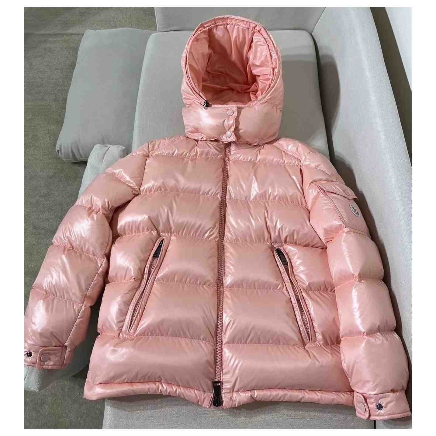 Moncler Short Down Jacket - FashionPlug