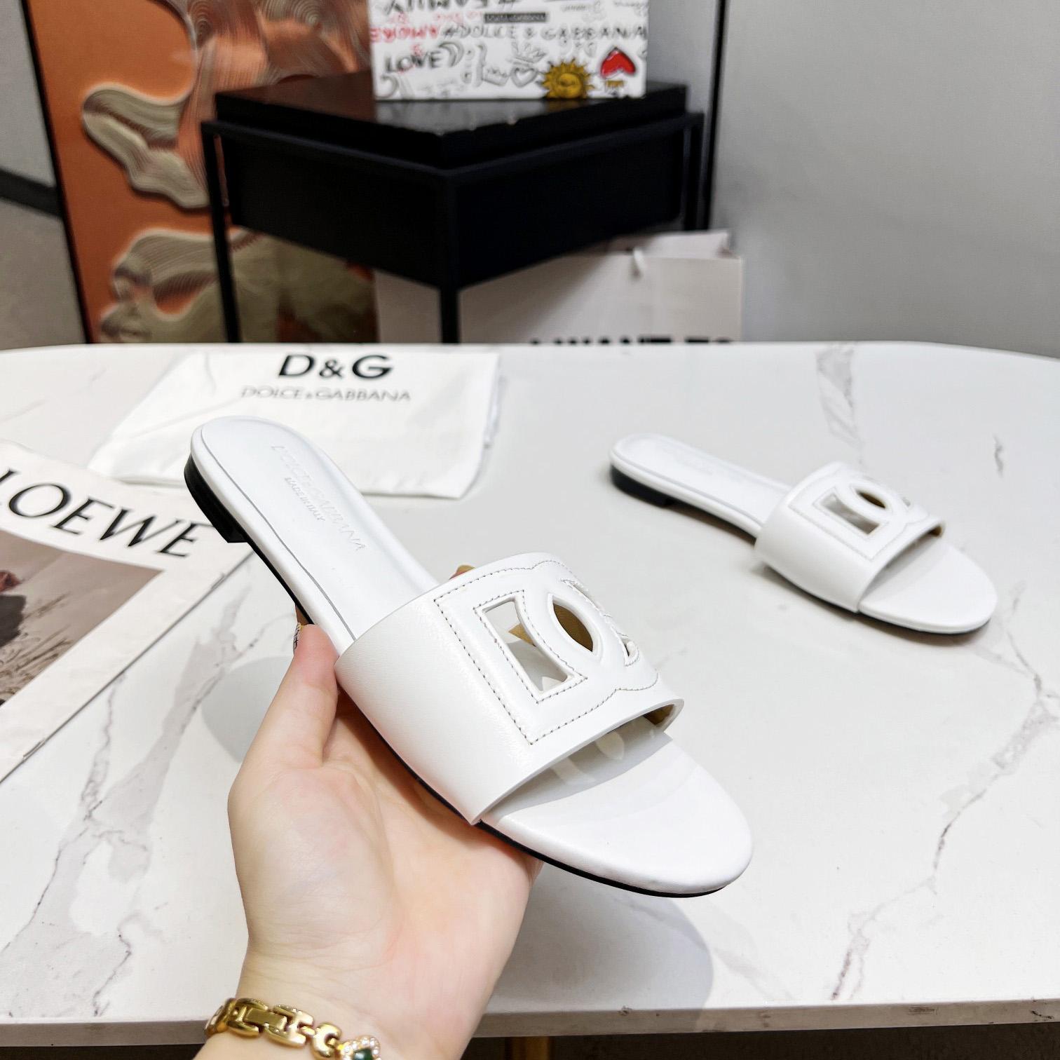 Dolce & Gabbana Calfskin Slides With DG Logo - FashionPlug