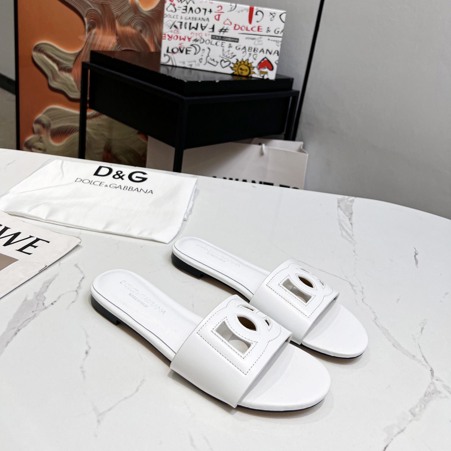 Dolce & Gabbana Calfskin Slides With DG Logo - FashionPlug
