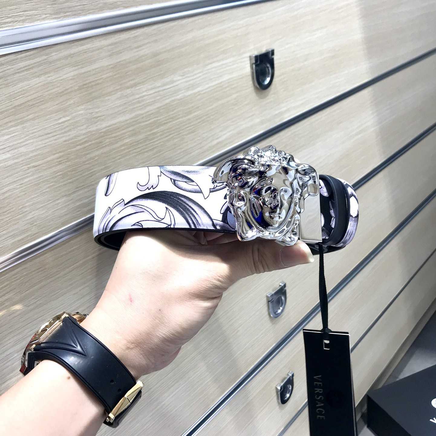 Versace La Medusa Silver Baroque Reversible Belt - FashionPlug