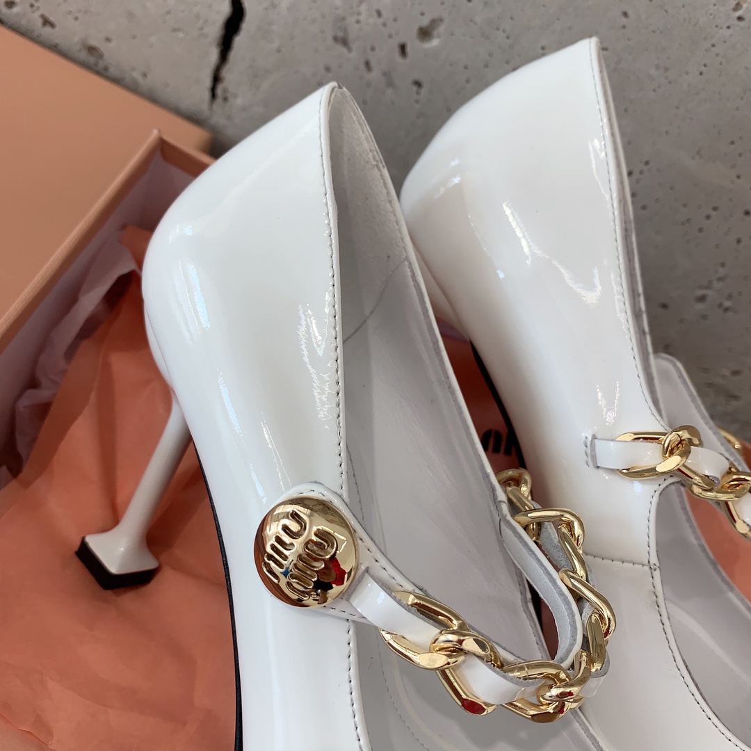 Miu Miu Patent Leather Pumps - FashionPlug