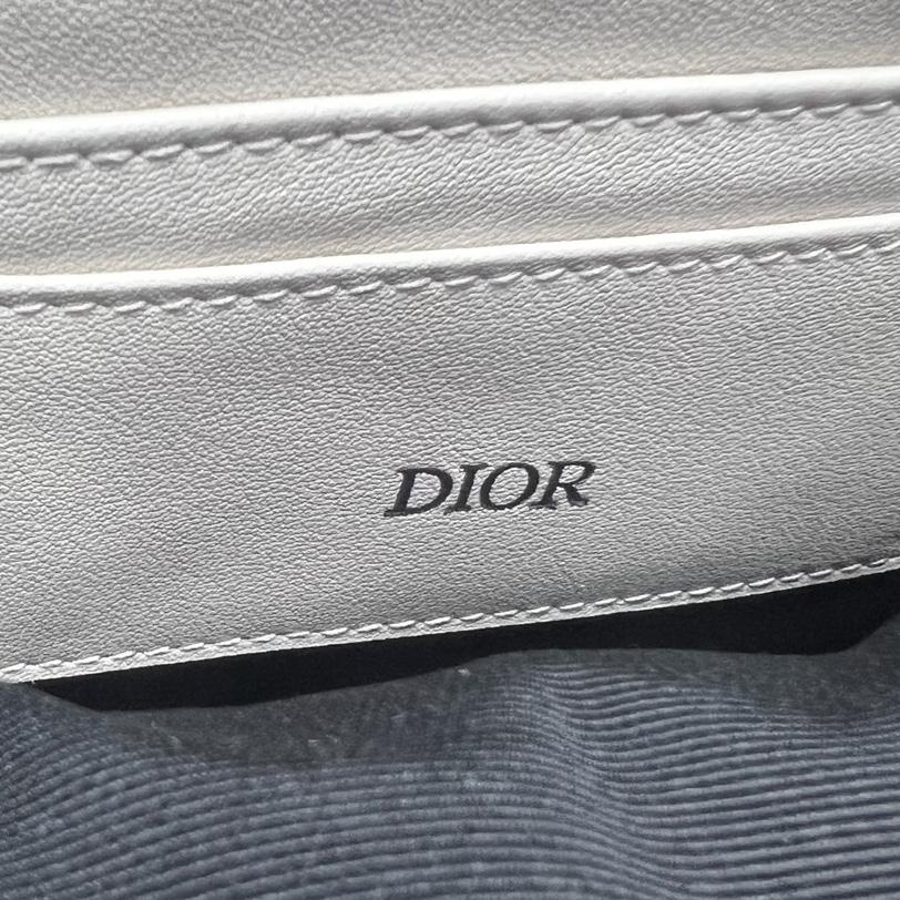 Dior A5 Pouch(30-20cm) - FashionPlug